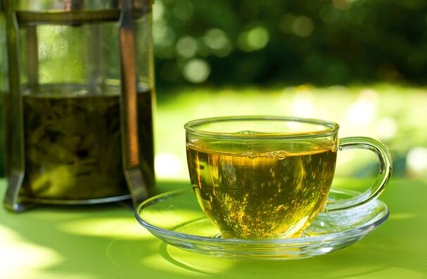 A zöld tea az egyik vízdiéta alapja